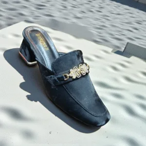 Ladies’ Black Chic Mules ART - D40-13